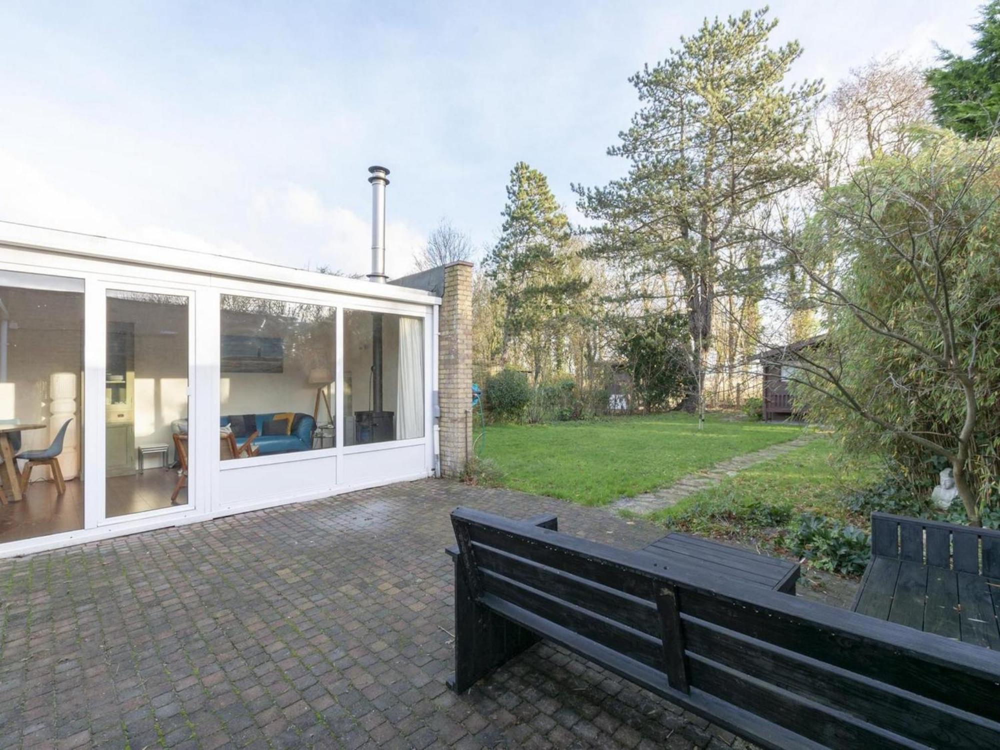 Stylish Bungalow With A Large Garden Sint Maartensvlotbrug ภายนอก รูปภาพ
