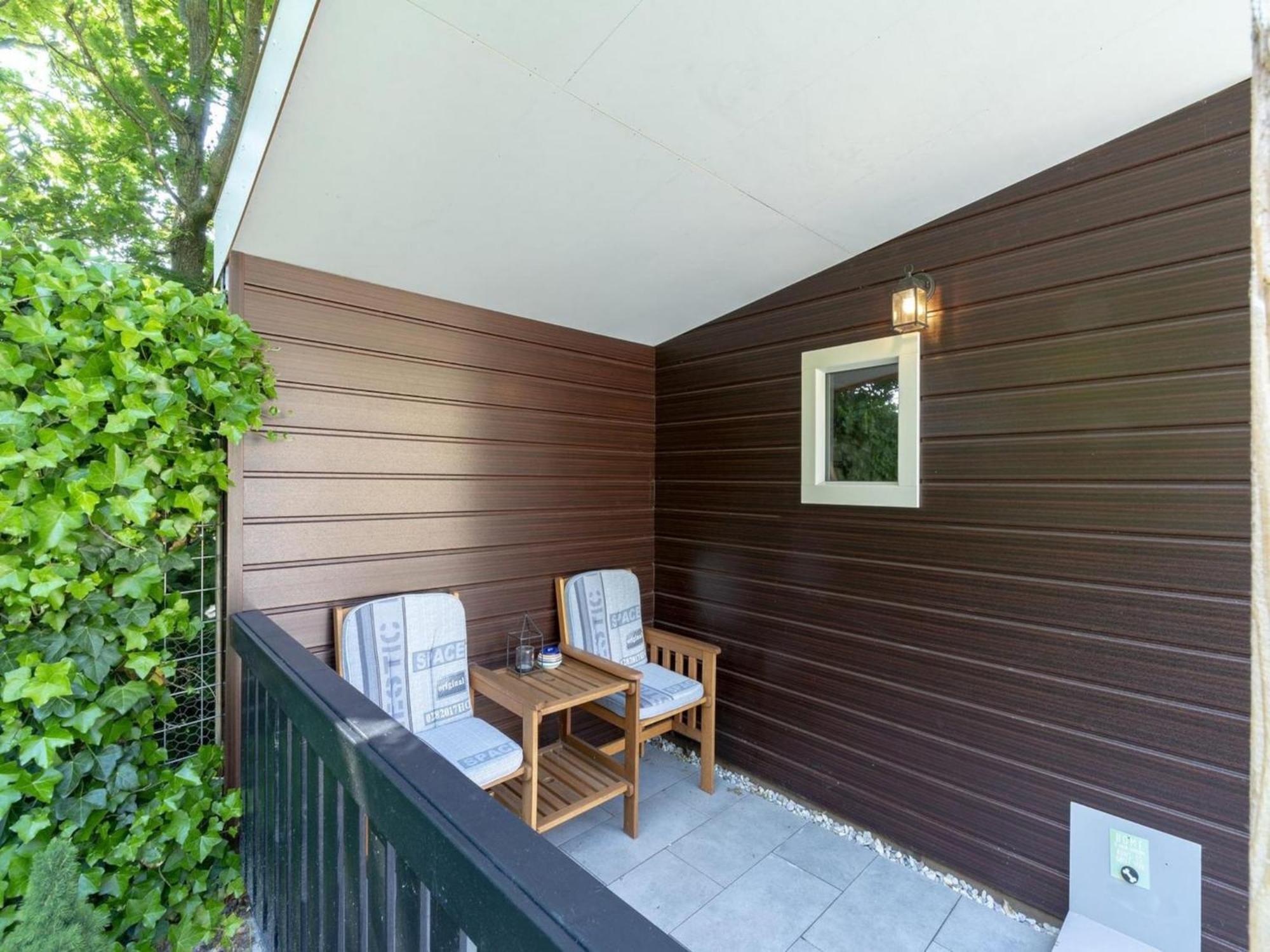 Stylish Bungalow With A Large Garden Sint Maartensvlotbrug ภายนอก รูปภาพ